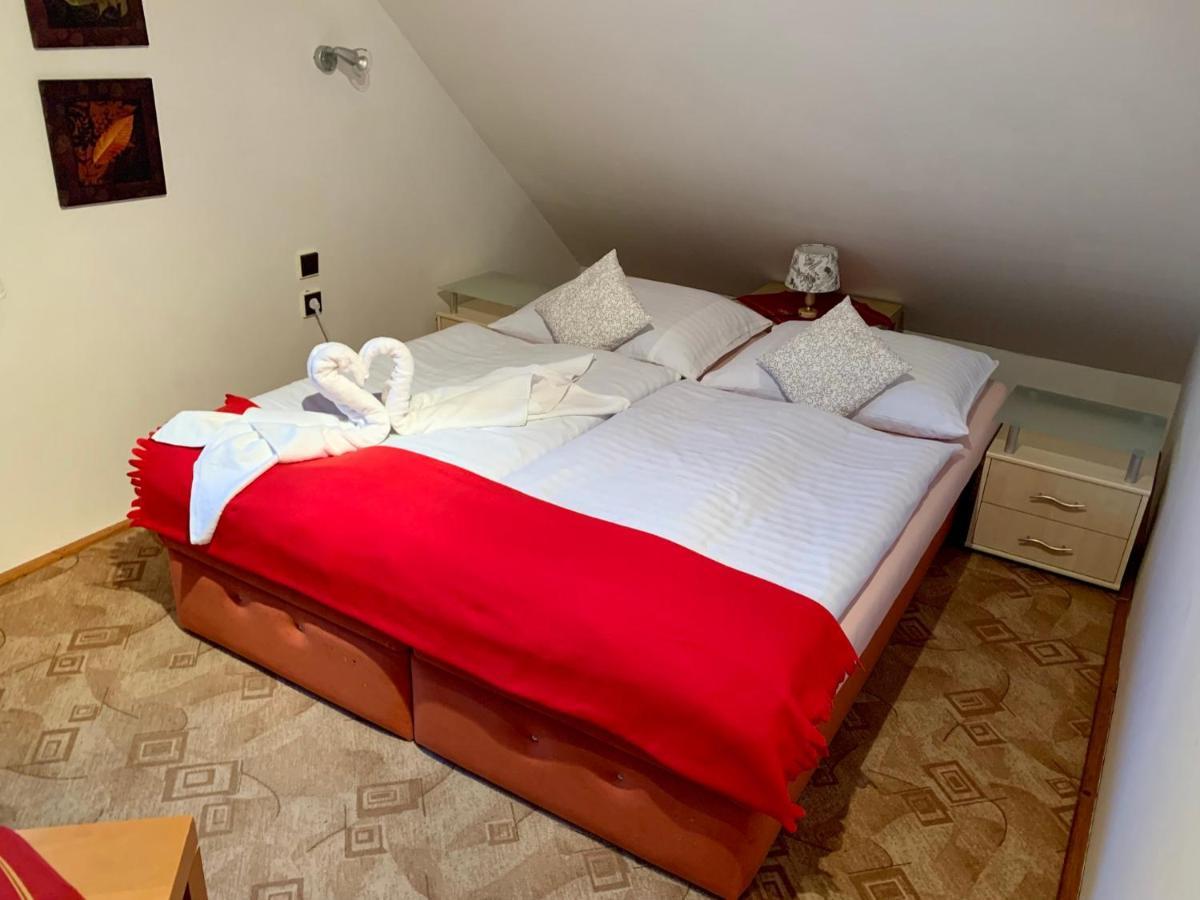 Penzion Vanessa Lipová-lázně Esterno foto