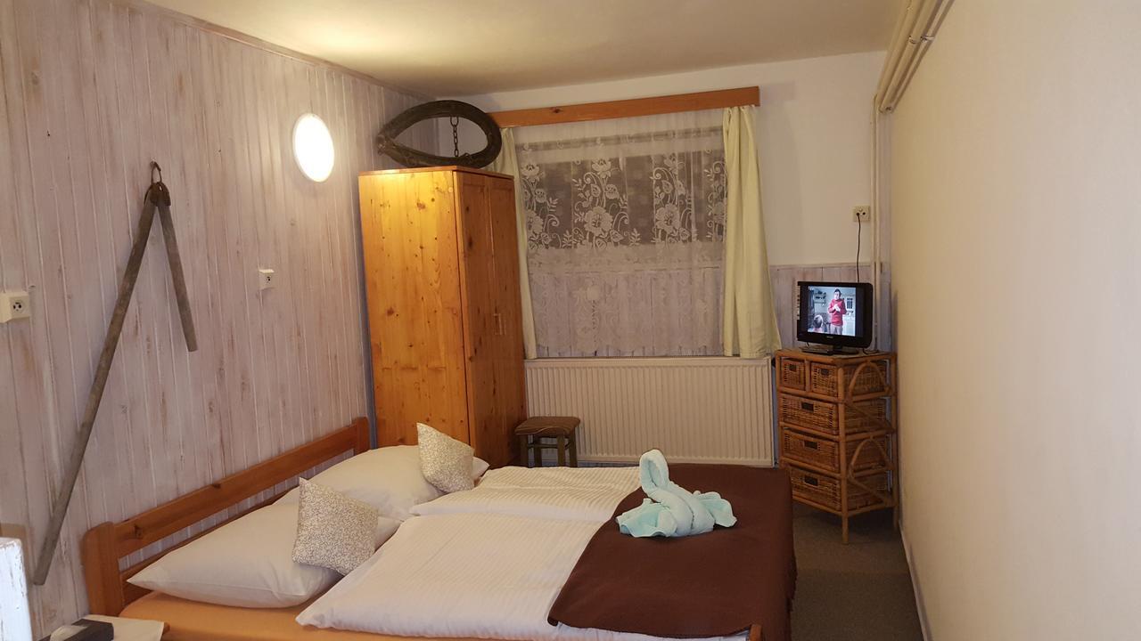Penzion Vanessa Lipová-lázně Esterno foto